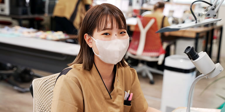 歯科技工士　白井